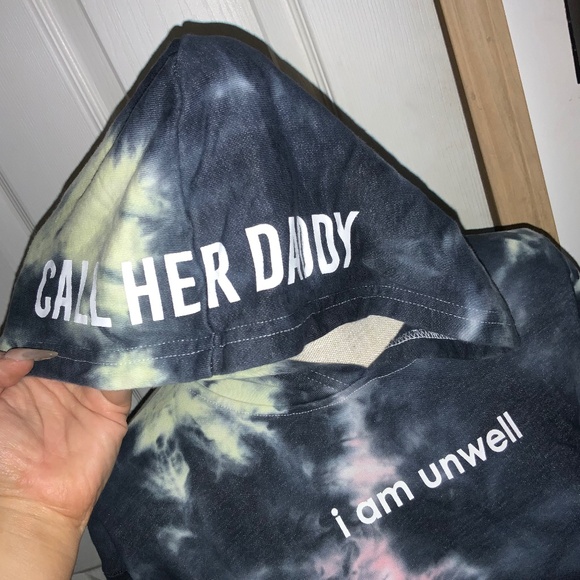 Barstool Sports Call Her Daddy I am Unwell Crop Hoodie Sweatshirt Tie Dye MEDIUM - Picture 3 of 4